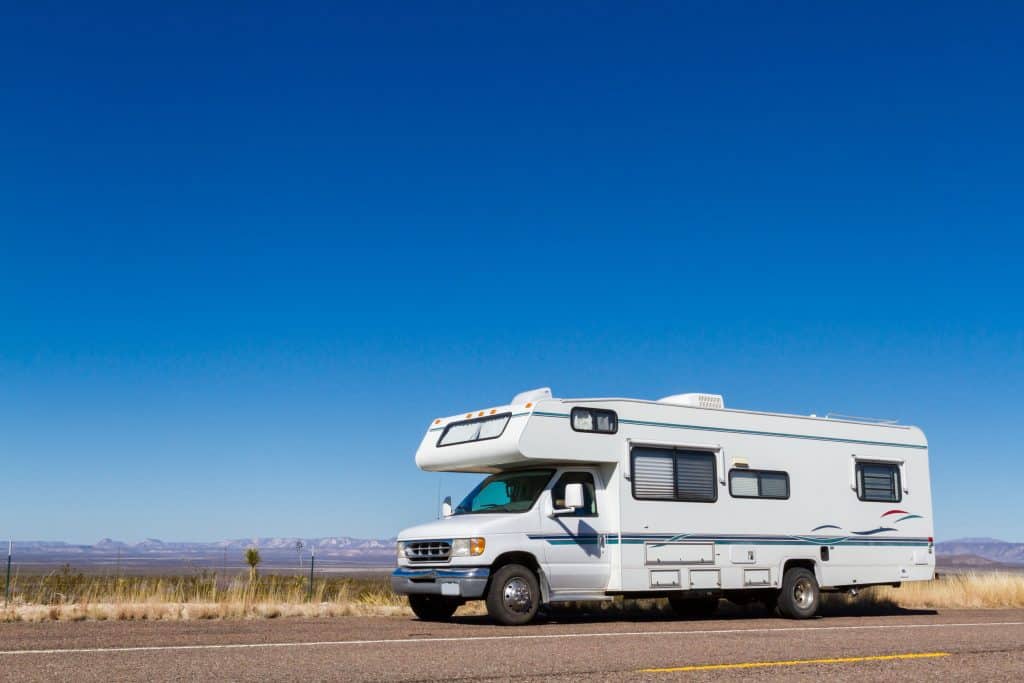 Las 9 mejores autocaravanas para instalar fácilmente en campamentos