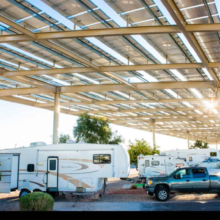 ¿Deberían más parques de casas rodantes cambiar a energía solar?